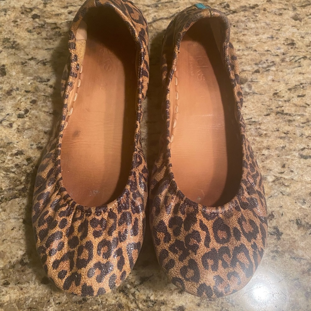 Leopard Print Tieks in Excellent Condition